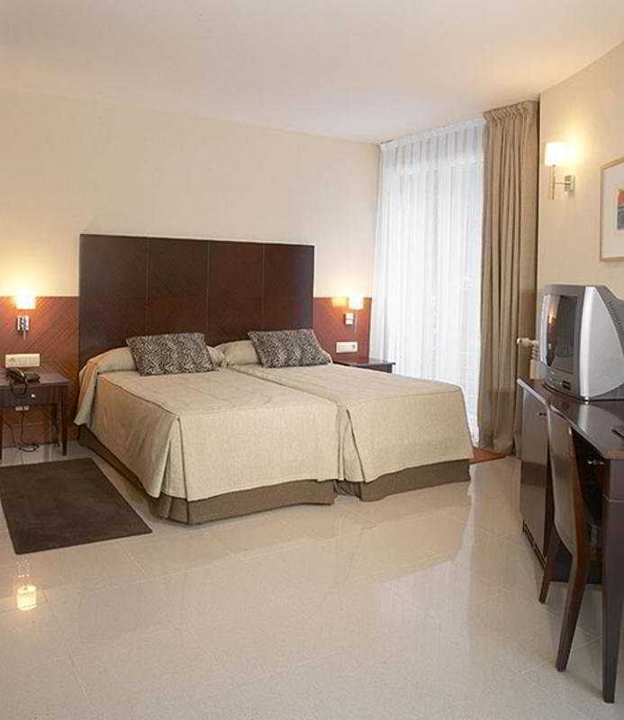 Hotel MU&SPA La Cortinada Zimmer foto