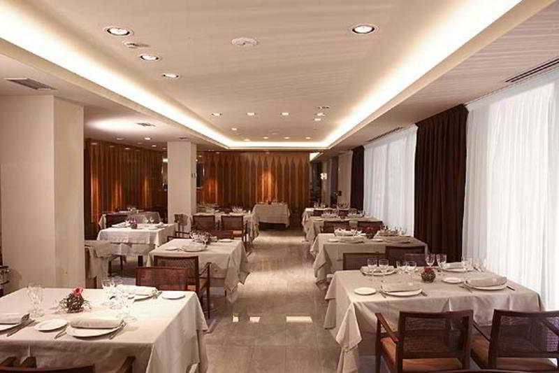 Hotel MU&SPA La Cortinada Exterior foto